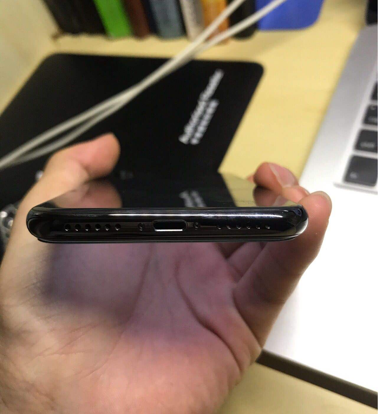 苹果手机划痕手机苹果划痕怎么修复